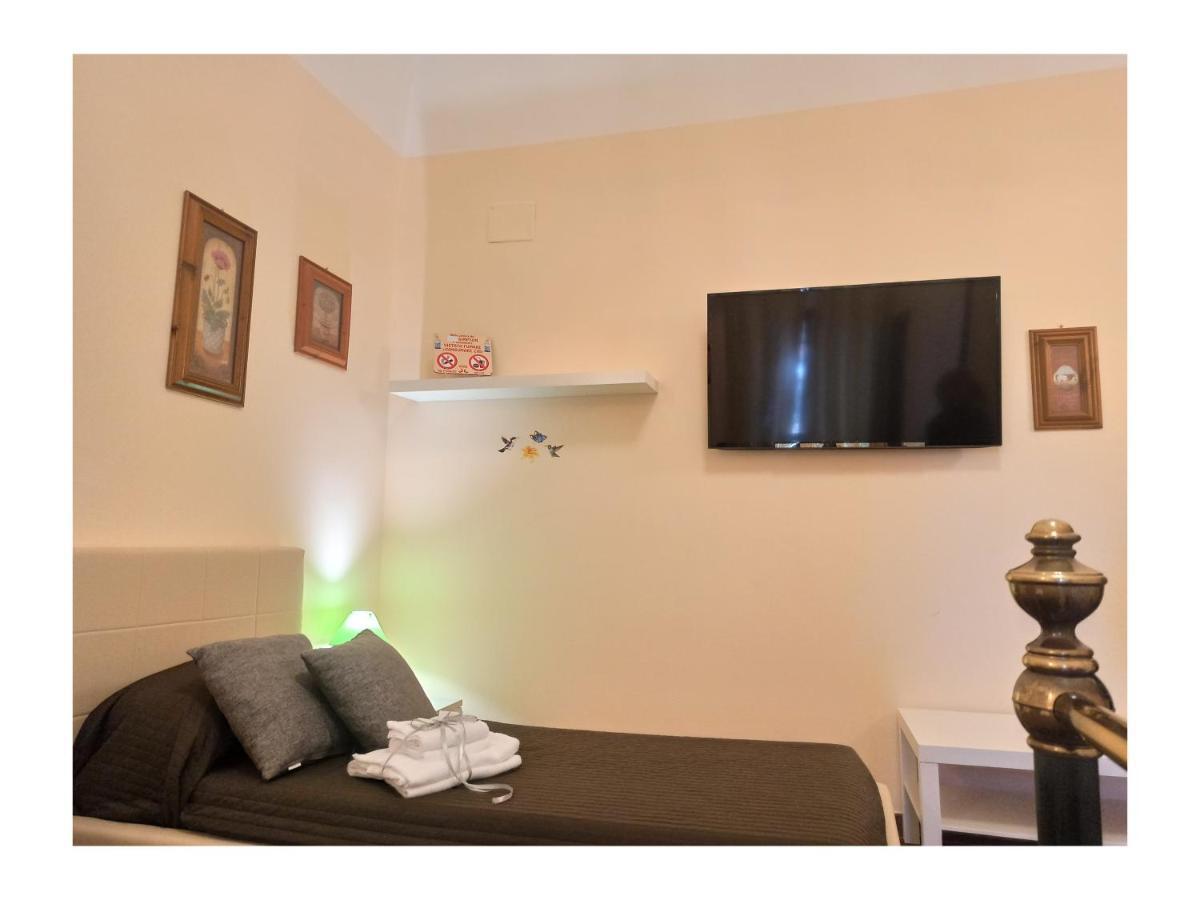 Airport Rooms - Bari Exterior photo