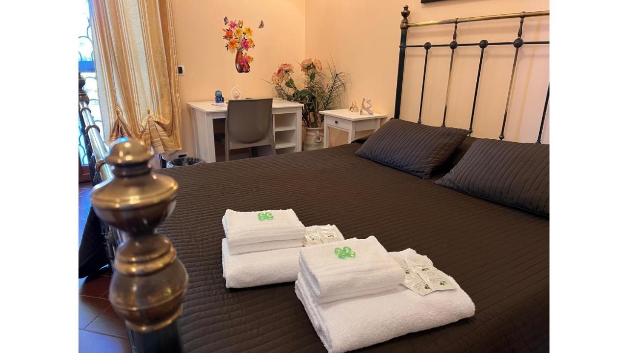 Airport Rooms - Bari Exterior photo