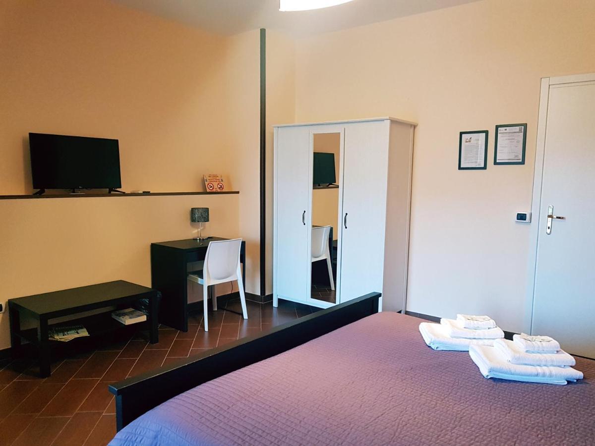 Airport Rooms - Bari Exterior photo